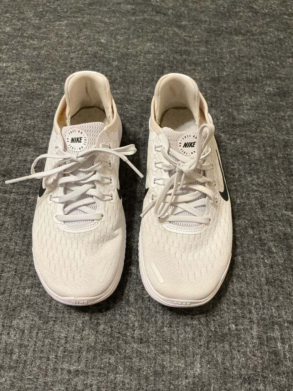 Nike Free RN 2018 Running Shoes Womens Size 6.5 White and Black